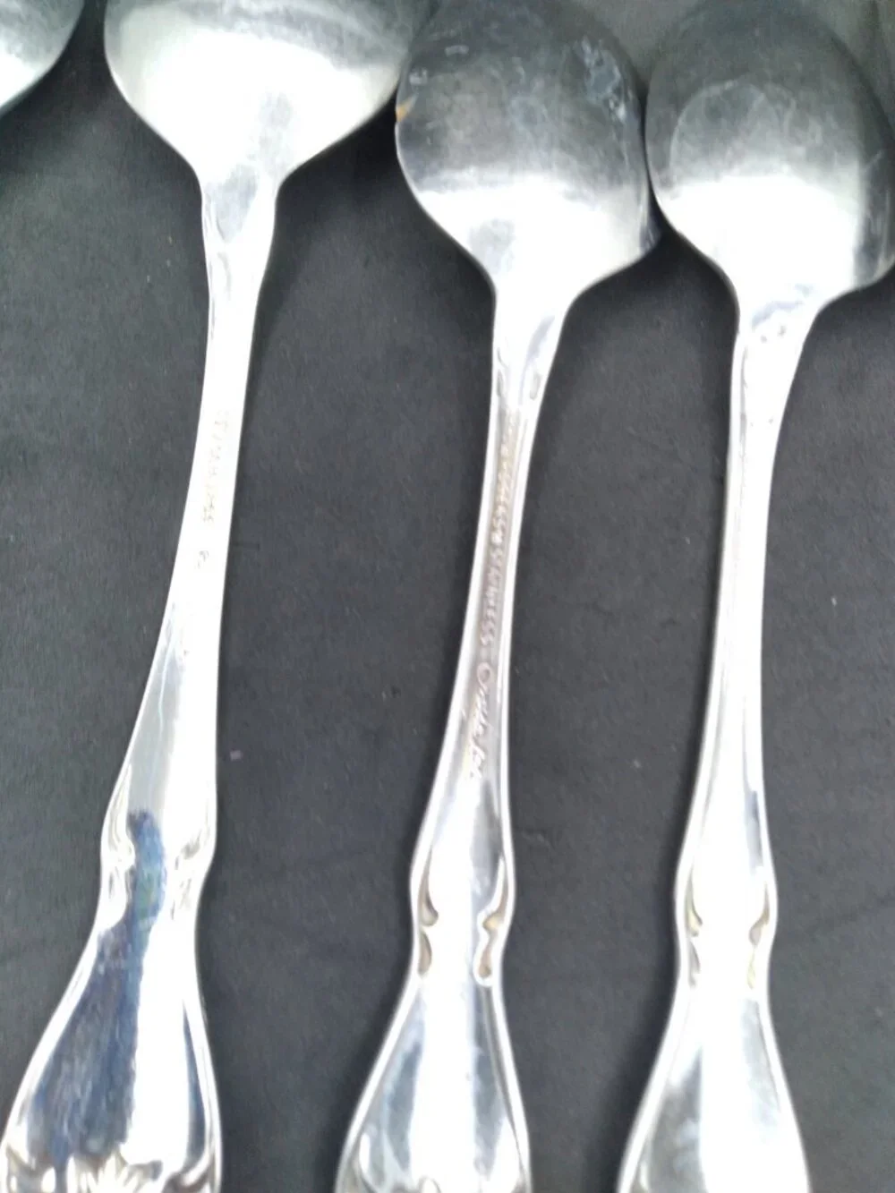 Set 11 Rogers 1881 Oneida Arbor Rose pattern small Forks and spoons teaspoons